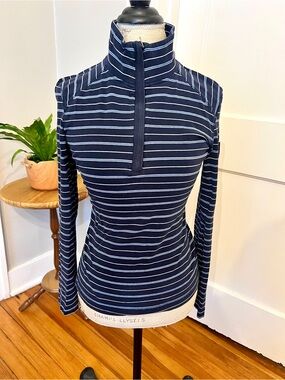 Women’s vintage  Tommy Hilfiger Navy Stripe Quarter-Zip Long Sleeve Top